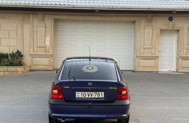 Opel Vectra 1998, 228,500 km - 2.0 л - Sumqayıt