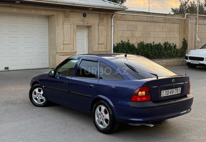 Opel Vectra 1998, 228,500 km - 2.0 л - Sumqayıt