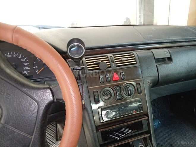 Mercedes E 290 1997, 400,000 km - 2.9 л - Bakı