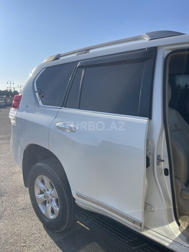 Toyota Land Cruiser Prado 2011, 242,000 km - 2.7 l - Quba