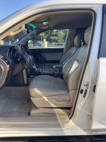 Toyota Land Cruiser Prado 2011, 242,000 km - 2.7 l - Quba