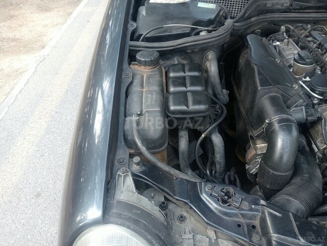 Mercedes E 270 1999, 253,651 km - 2.7 l - Sumqayıt