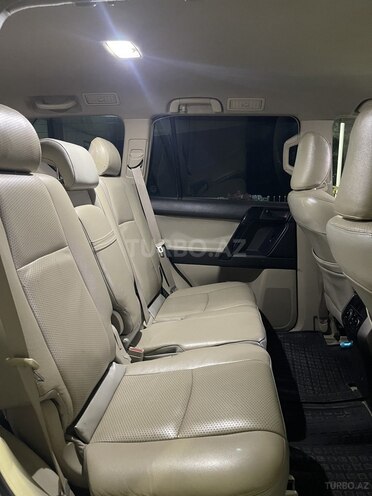 Toyota Land Cruiser Prado 2011, 242,000 km - 2.7 l - Quba