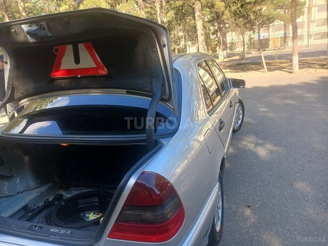 Mercedes C 200 1999, 283,100 km - 2.0 l - Bakı