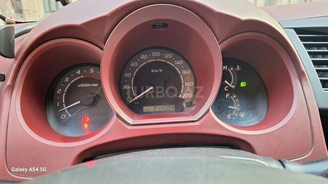 Toyota Hilux 2011, 218,000 km - 2.5 l - Bakı