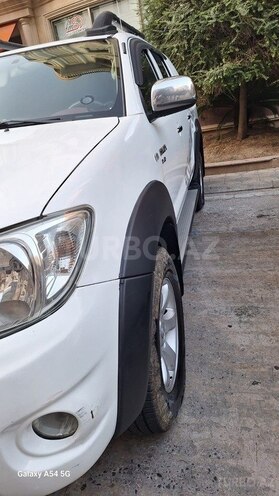 Toyota Hilux 2011, 218,000 km - 2.5 l - Bakı