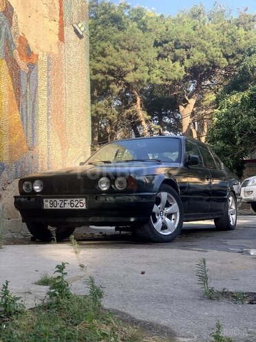 BMW 520 1993, 386,000 km - 2.0 l - Bakı