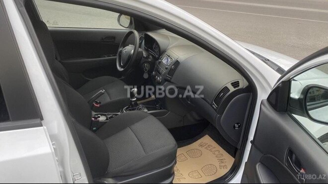 Hyundai i30 2011, 225,000 km - 1.4 l - Bakı