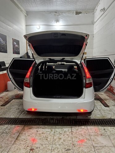 Hyundai i30 2011, 225,000 km - 1.4 l - Bakı