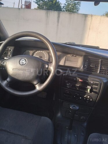 Opel Vectra 2000, 314,000 km - 1.6 l - Qazax