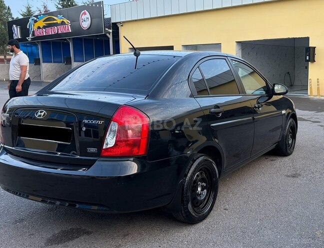 Hyundai Accent 2006, 449,000 km - 1.5 l - Ucar