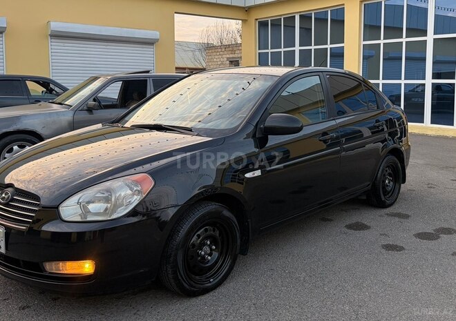 Hyundai Accent 2006, 449,000 km - 1.5 l - Ucar