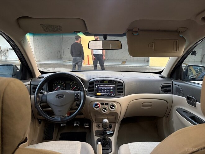 Hyundai Accent 2006, 449,000 km - 1.5 l - Ucar