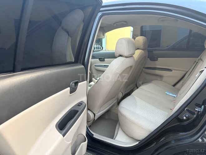 Hyundai Accent 2006, 449,000 km - 1.5 l - Ucar