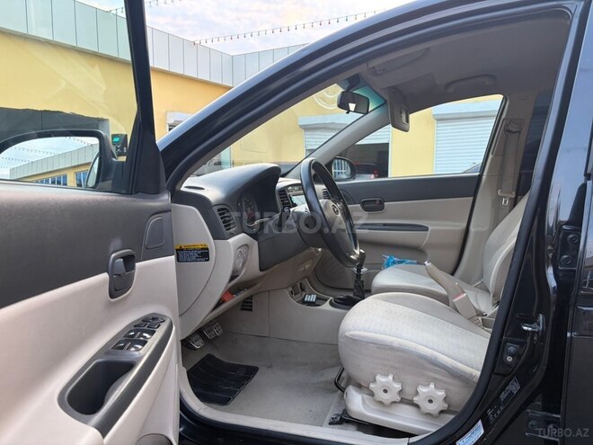 Hyundai Accent 2006, 449,000 km - 1.5 l - Ucar