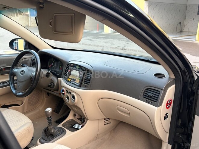 Hyundai Accent 2006, 449,000 km - 1.5 l - Ucar