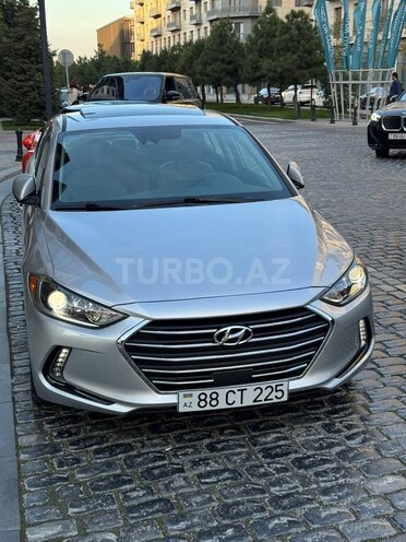 Hyundai Elantra 2018, 60,350 km - 2.0 l - Bakı