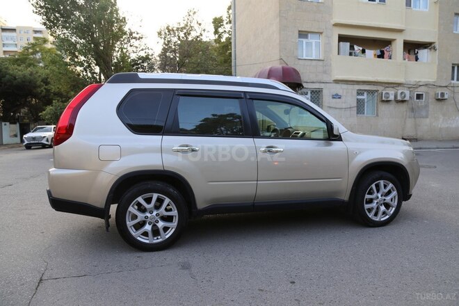 Nissan X-Trail 2012, 170,000 km - 2.5 l - Bakı