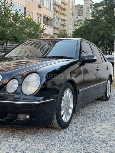 Mercedes E 280 2001, 231,012 km - 2.8 l - Bakı