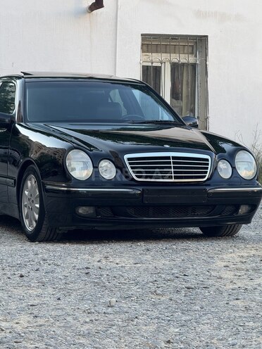 Mercedes E 280 2001, 231,012 km - 2.8 l - Bakı