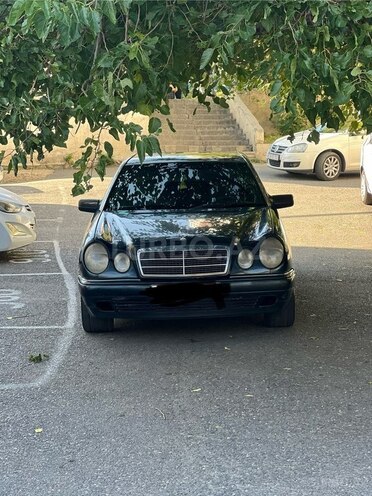 Mercedes E 230 1996, 488,000 km - 2.3 l - Bakı