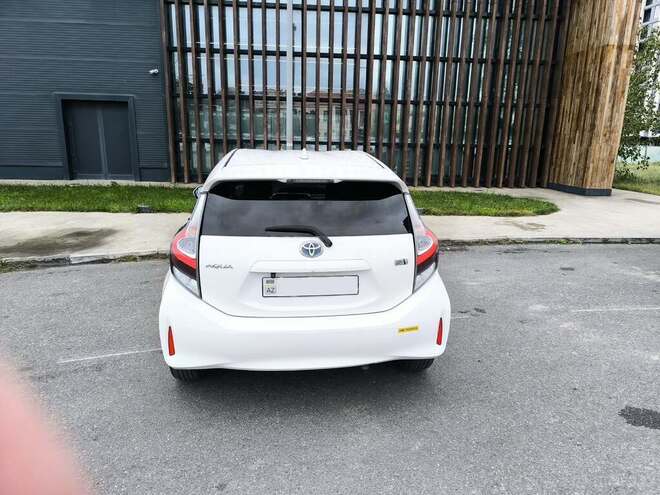Toyota Aqua 2019, 177,000 km - 1.5 l - Bakı