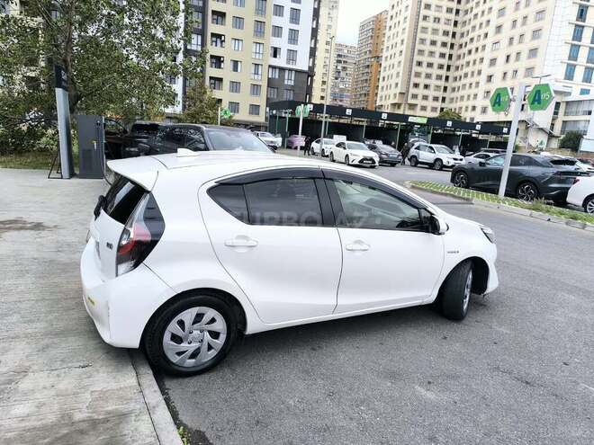 Toyota Aqua 2019, 177,000 km - 1.5 l - Bakı