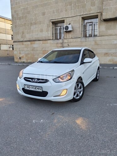 Hyundai Accent 2011, 284,000 km - 1.4 l - Bakı
