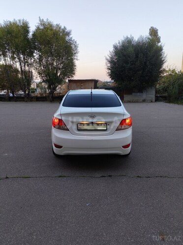 Hyundai Accent 2011, 284,000 km - 1.4 l - Bakı