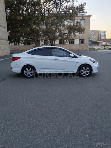 Hyundai Accent 2011, 284,000 km - 1.4 l - Bakı