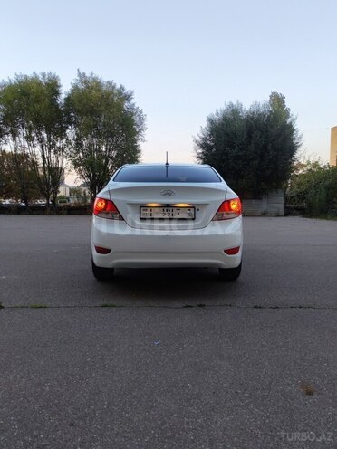 Hyundai Accent 2011, 284,000 km - 1.4 l - Bakı