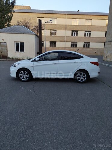 Hyundai Accent 2011, 284,000 km - 1.4 l - Bakı