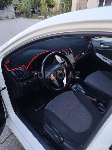Hyundai Accent 2011, 284,000 km - 1.4 l - Bakı
