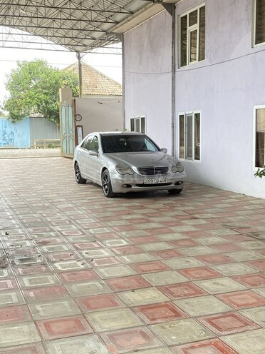 Mercedes C 200 2001, 355,000 km - 2.0 l - Cəlilabad