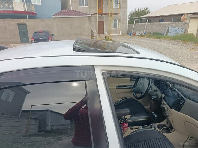 Hyundai Accent 2009, 394,000 km - 1.6 л - Naxçıvan