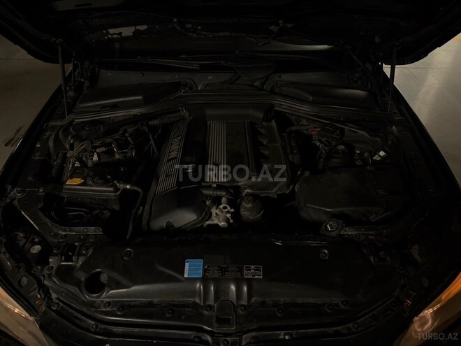 BMW 525 2004, 299,000 km - 2.5 l - Gəncə