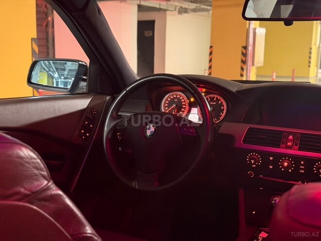 BMW 525 2004, 299,000 km - 2.5 l - Gəncə