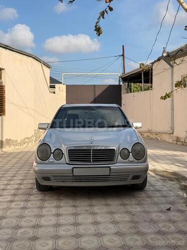 Mercedes E 200 1998, 600,000 km - 2.2 л - Bakı
