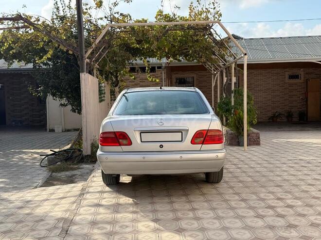 Mercedes E 200 1998, 600,000 km - 2.2 л - Bakı
