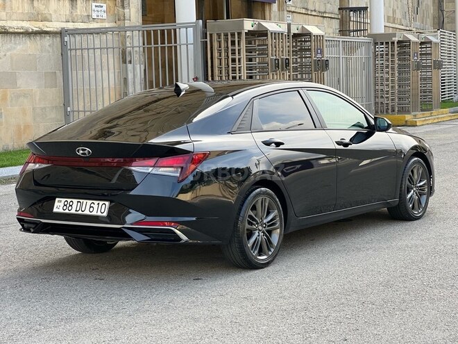 Hyundai Elantra 2021, 100,000 km - 2.0 l - Bakı