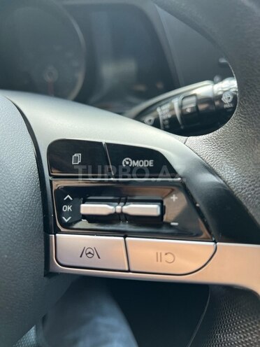 Hyundai Elantra 2021, 100,000 km - 2.0 l - Bakı