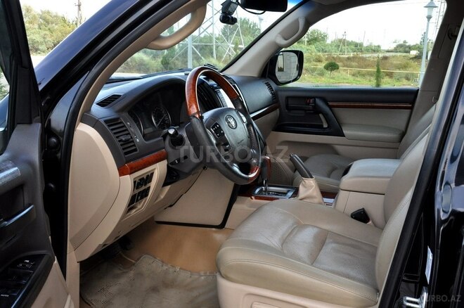 Toyota Land Cruiser 2012, 237,224 km - 4.0 л - Saatlı
