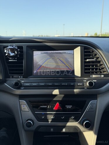 Hyundai Elantra 2017, 146,933 km - 2.0 l - Bakı