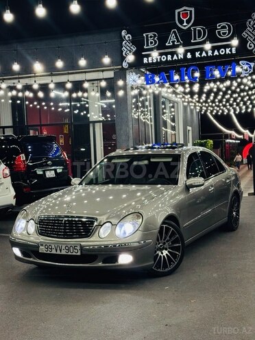 Mercedes E 320 2003, 270,000 km - 3.2 l - Zaqatala