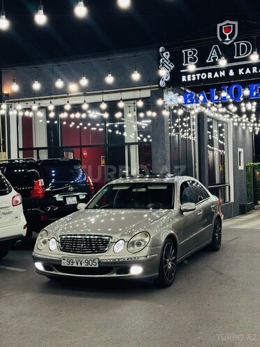 Mercedes E 320 2003, 270,000 km - 3.2 l - Zaqatala