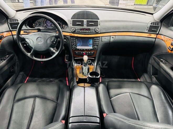 Mercedes E 320 2003, 270,000 km - 3.2 l - Zaqatala