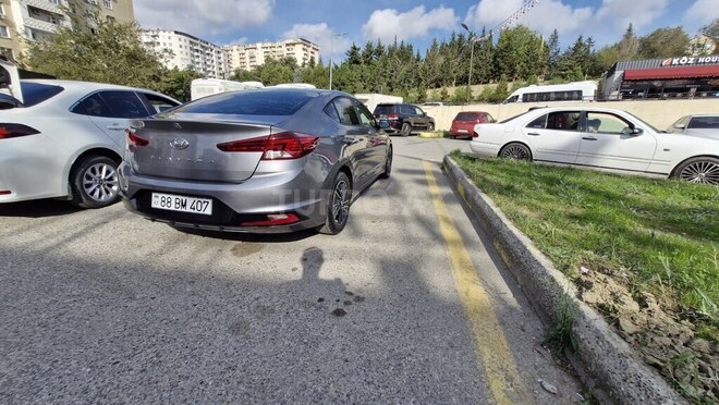 Hyundai Elantra 2019, 246,230 km - 2.0 l - Bakı
