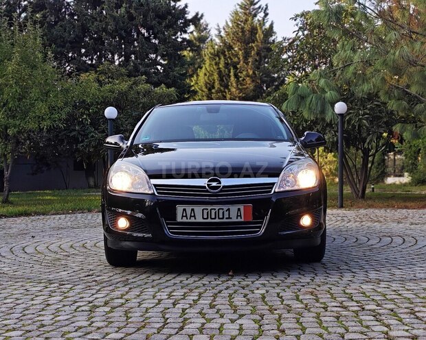 Opel Astra 2009, 205,055 km - 1.4 l - Şəki