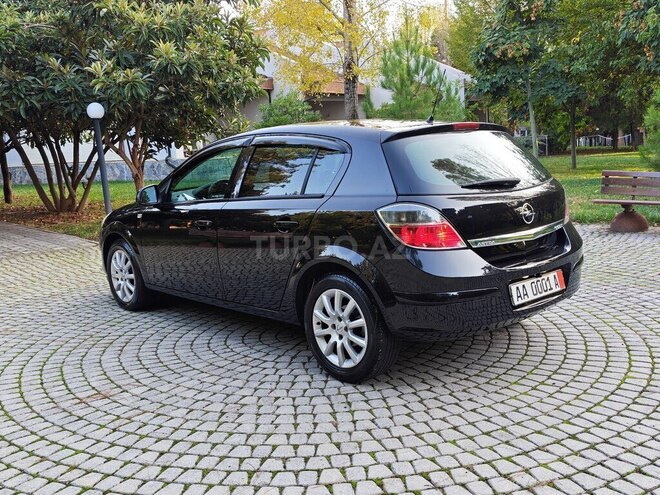 Opel Astra 2009, 205,055 km - 1.4 l - Şəki