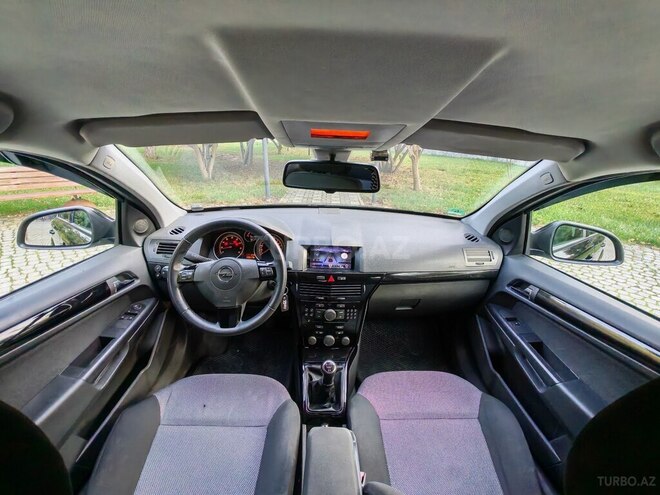 Opel Astra 2009, 205,055 km - 1.4 l - Şəki